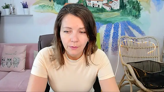 Snapshot of NicoleHitman chatting on 03/04/25, 09:29 NicoleHitman online show from 03/04/25, 09:29