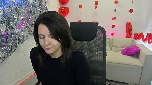 Snapshot of NicoleHitman chatting on 03/13/25, 05:33 NicoleHitman online show from 03/13/25, 05:33