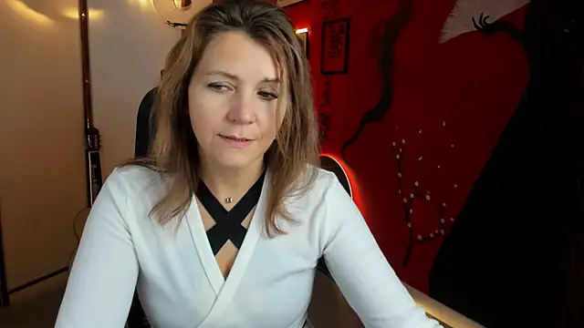 Snapshot of NicoleHitman chatting on 10/22/25, 09:20 NicoleHitman online show from 10/22/25, 09:20