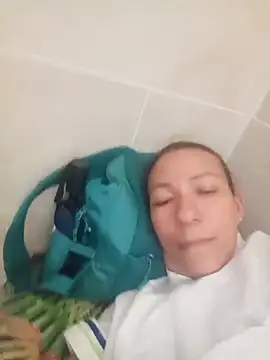 Snapshot of Antonela45 chatting on 07/16/26, 04:57 Antonela45 online show from 07/16/26, 04:57