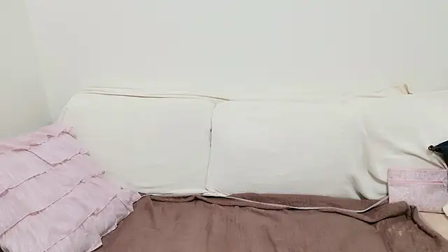 pppYukaqqq online show from 02/17/26, 11:50