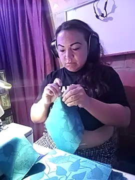 Snapshot of isis_milove chatting on 02/26/26, 02:05 isis milove online show from 02/26/26, 02:05