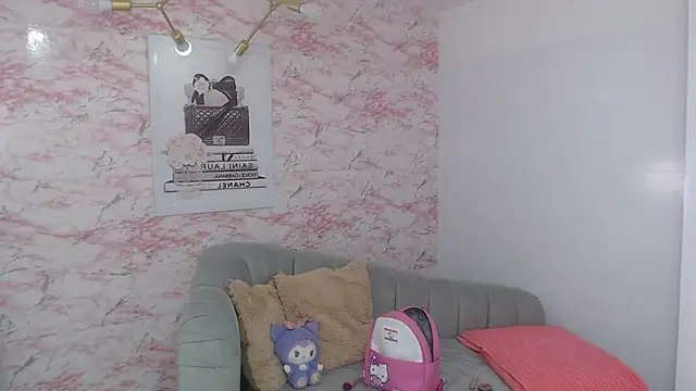 Snapshot of andrea_torres_t chatting on 11/11/25, 01:22 andrea torres t online show from 11/11/25, 01:22