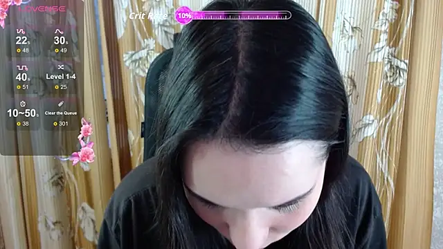 KateForLove online show from 10/21/25, 12:06