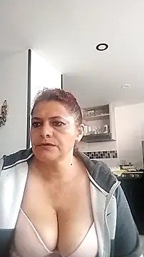 BiancaSteel online show from 11/07/25, 01:00