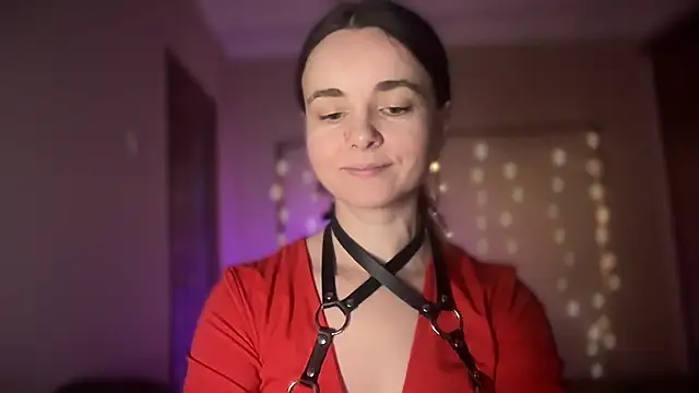 Snapshot of lanaloulou chatting on 09/15/25, 11:38 lanaloulou online show from 09/15/25, 11:38