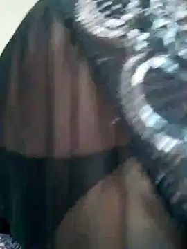 Sandra42 online show from 10/27/25, 10:08