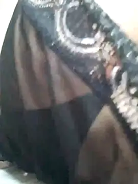 Sandra42 online show from 10/30/25, 02:40