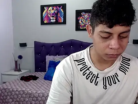 Alejandroo 22 online show from 09/22/25, 01:57