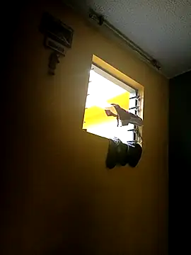 Ariana Rodriguez online show from 10/06/25, 12:02