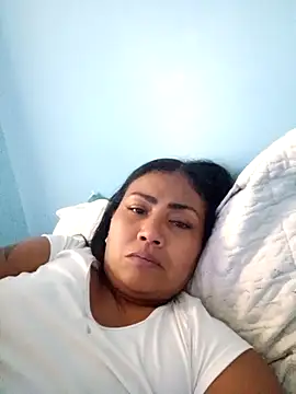 Ariana Rodriguez online show from 10/26/25, 12:44