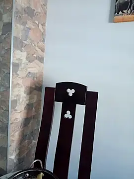 Ariana Rodriguez online show from 11/04/25, 12:15