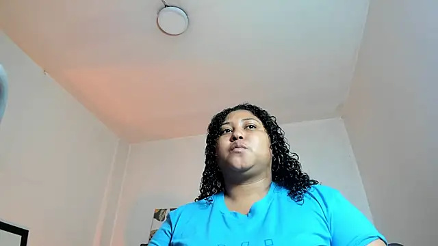 Ayliinn  online show from 11/25/25, 02:44