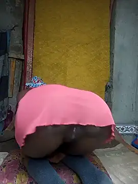 Cutesoma01 online show from 12/16/25, 04:56