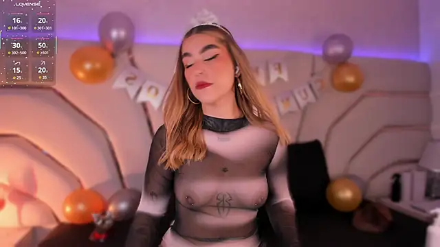 Violeta-Marquez online show from 05/30/26, 12:02