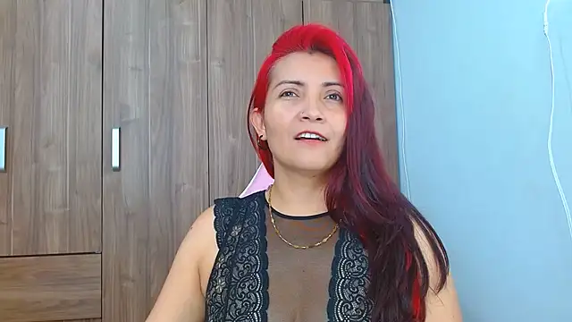 Snapshot of nanis_milf chatting on 07/02/26, 02:56 nanis milf online show from 07/02/26, 02:56