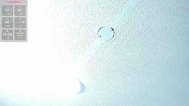 Snapshot of Cristal_Velle chatting on 02/25/26, 01:10 Cristal Velle online show from 02/25/26, 01:10