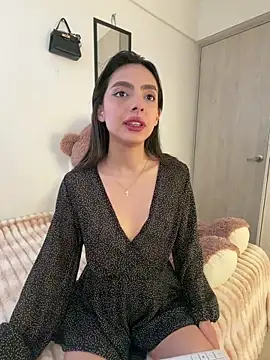 ZaraLuuv online show from 03/24/26, 06:24