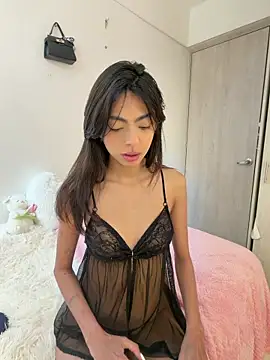 Snapshot of ZaraLuuv chatting on 05/03/26, 06:25 ZaraLuuv online show from 05/03/26, 06:25