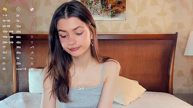 Snapshot of CathrynCovil chatting on 11/05/25, 08:03 CathrynCovil online show from 11/05/25, 08:03