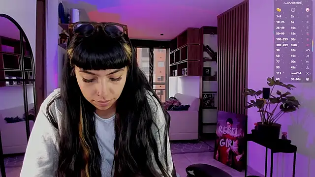 Saraa Desiree online show from 02/16/26, 07:32