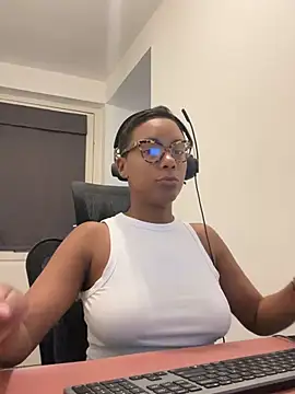 Melia Rayne online show from 07/17/26, 02:24