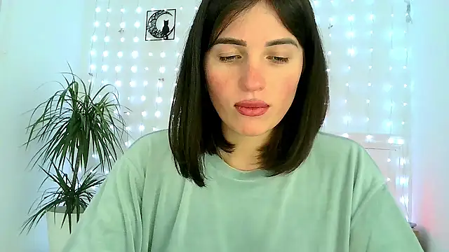 neferutt online show from 11/25/25, 04:07