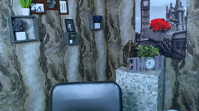 Snapshot of _MiraGold_ chatting on 12/04/25, 07:28 MiraGold online show from 12/04/25, 07:28