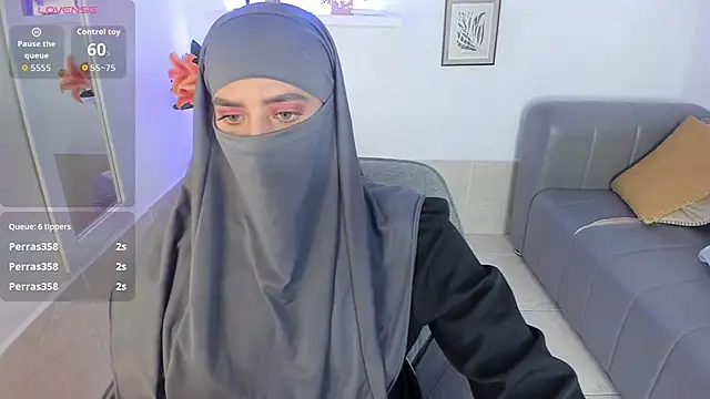 Snapshot of salma_arabicc chatting on 11/16/25, 04:40 salma arabicc online show from 11/16/25, 04:40