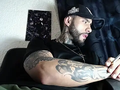 Snapshot of dante_d_angelo_ chatting on 09/23/25, 07:22 dante d angelo online show from 09/23/25, 07:22