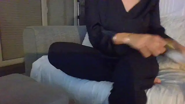 Valentinette online show from 10/20/25, 07:14