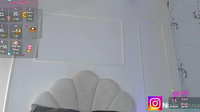 Snapshot of Candaceoweens chatting on 05/18/26, 04:07 Candaceoweens online show from 05/18/26, 04:07