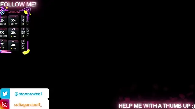 Snapshot of Moonroxe_ chatting on 10/08/25, 02:25 Moonroxe online show from 10/08/25, 02:25