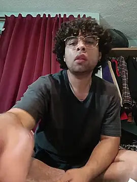DocPepino online show from 02/04/26, 03:56