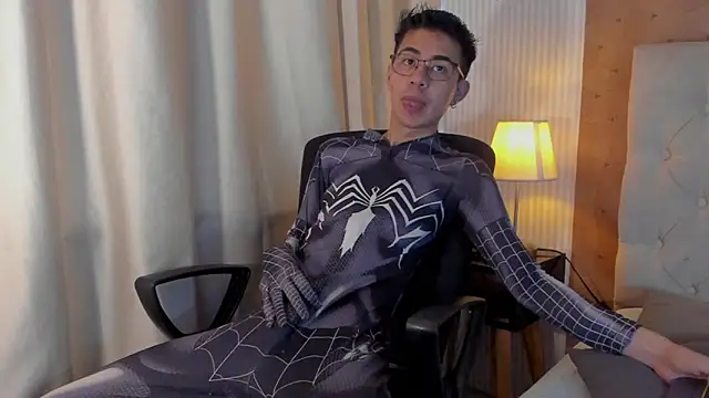 Snapshot of dads_rider chatting on 11/11/25, 05:02 dads rider online show from 11/11/25, 05:02