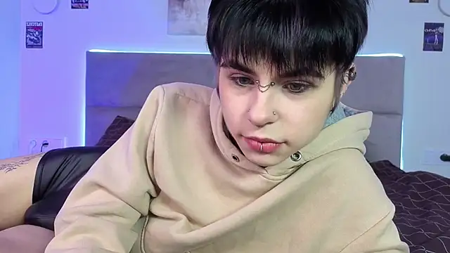 Snapshot of Alex_Vallley chatting on 12/20/25, 11:01 Alex Vallley online show from 12/20/25, 11:01