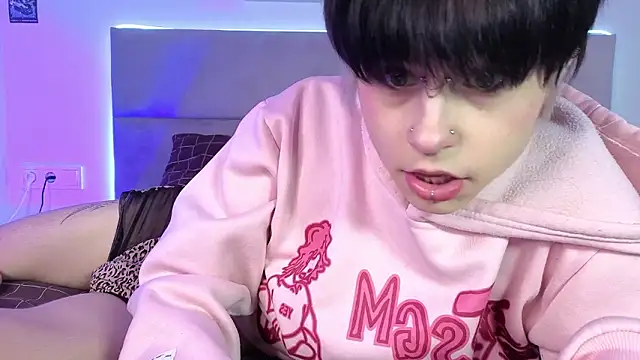 Alex Vallley online show from 03/06/26, 11:01