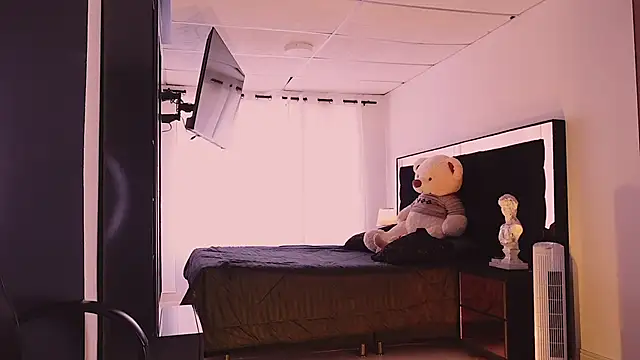 Snapshot of ErosKhaos chatting on 10/02/25, 07:21 ErosKhaos online show from 10/02/25, 07:21