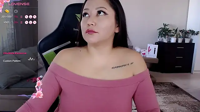 Snapshot of LisaAsianFlower chatting on 09/18/25, 03:41 LisaAsianFlower online show from 09/18/25, 03:41