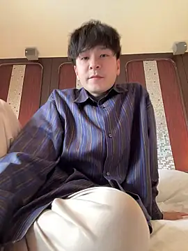 waka3232 online show from 04/05/26, 01:36