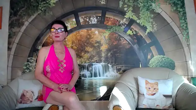 Snapshot of Kathylovexxx chatting on 04/07/26, 03:45 Kathylovexxx online show from 04/07/26, 03:45
