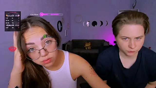 Snapshot of kiki_swan chatting on 10/14/25, 05:41 kiki swan online show from 10/14/25, 05:41