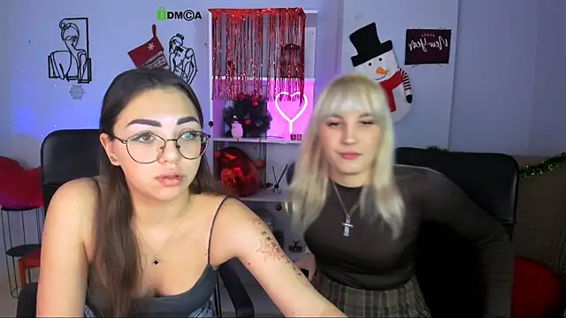 Snapshot of kiki_swan chatting on 01/07/26, 07:00 kiki swan online show from 01/07/26, 07:00