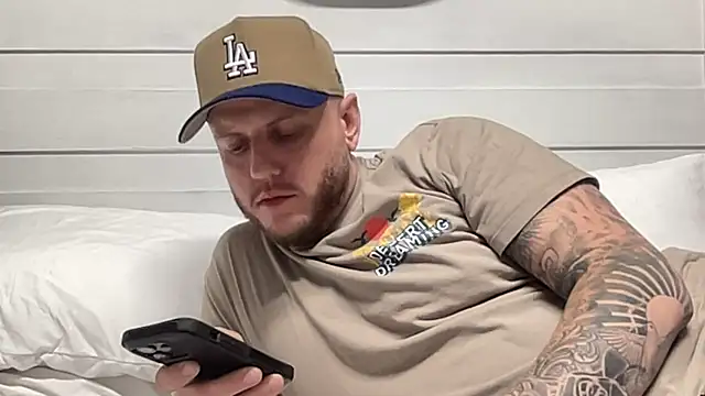 Snapshot of Thegreatwhitepipe chatting on 09/24/25, 10:29 Thegreatwhitepipe online show from 09/24/25, 10:29