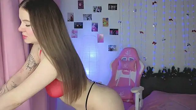 Bella Garcia online show from 12/19/25, 03:46