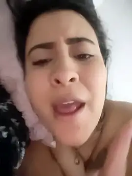 Snapshot of mialorents chatting on 01/07/26, 03:58 mialorents online show from 01/07/26, 03:58