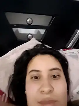 Snapshot of mialorents chatting on 02/04/26, 07:53 mialorents online show from 02/04/26, 07:53