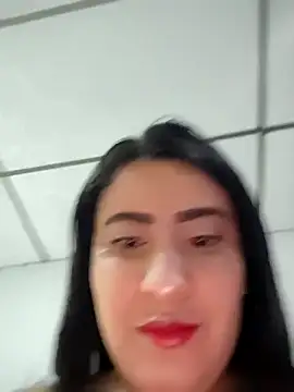 Snapshot of mialorents chatting on 02/07/26, 12:53 mialorents online show from 02/07/26, 12:53