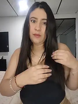 Snapshot of mialorents chatting on 02/21/26, 10:55 mialorents online show from 02/21/26, 10:55