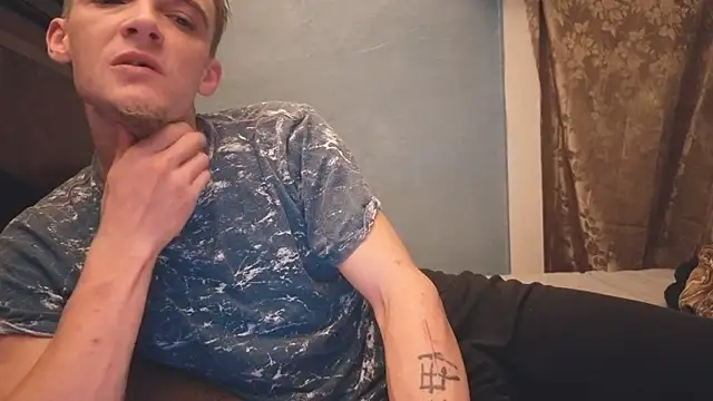 Ilovepussy1911 online show from 03/25/26, 05:35